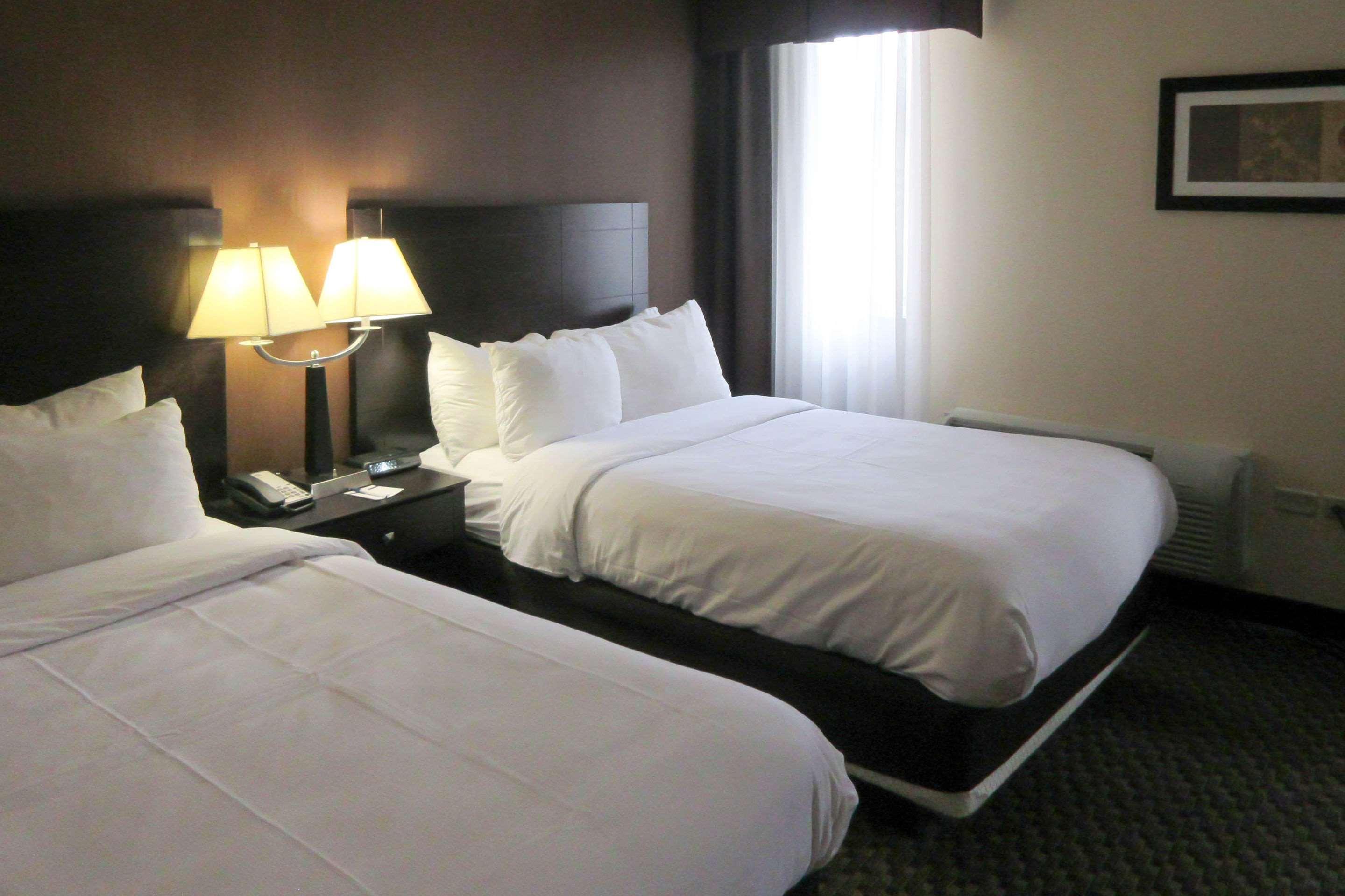 Mainstay Suites Verona Exterior foto